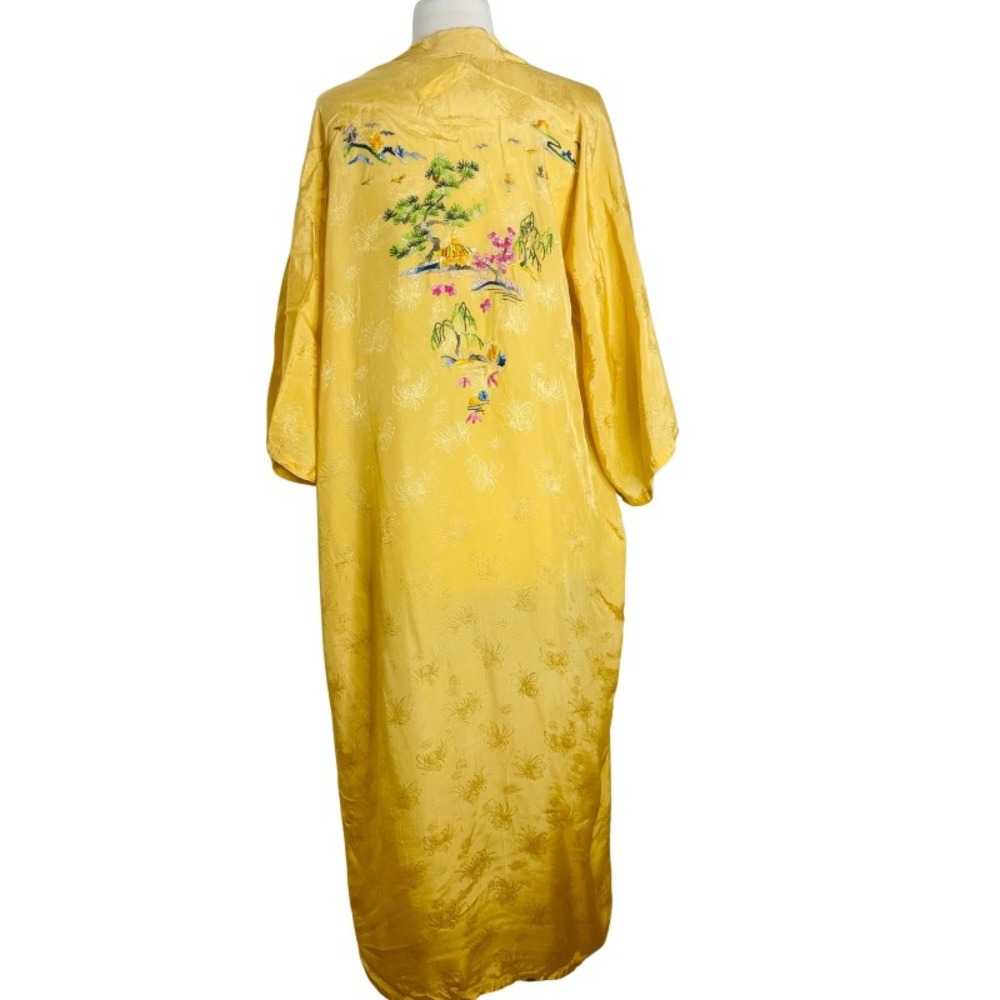 Golden Bee Vintage Yellow Silk Embroidered Kimono Robe Pagoda Floral Maxi Large